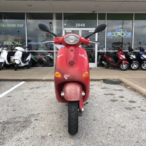 Sold: Pre-Owned 2001 Piaggio Vespa LX 50 2T – Scoots